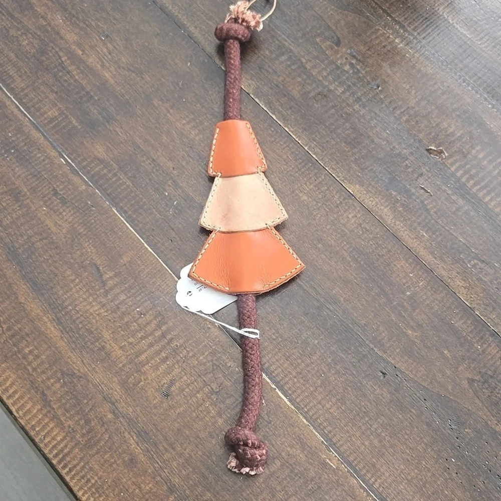 HOST PICK 🎉 Georgie Paws Christmas Bush Dog Chew NWT